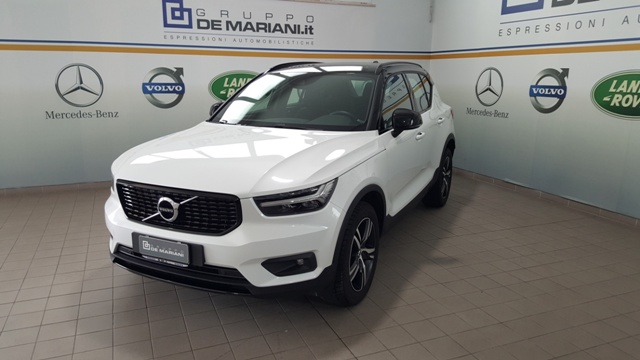VOLVO XC40 2.0 D4 AWD GEARTRONIC R-DESIGN