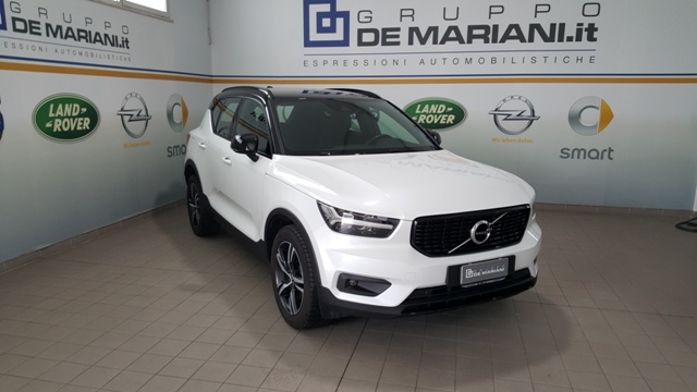 VOLVO XC40 2.0 D4 AWD GEARTRONIC R-DESIGN